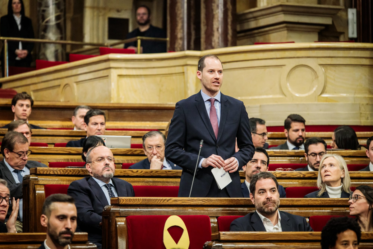 Juan Fernández sobre el Partido Socialista: “Aunque lo hacen calladitos y sin ruido han pasado de manifestarse contra el procés a encabezarlo” 
