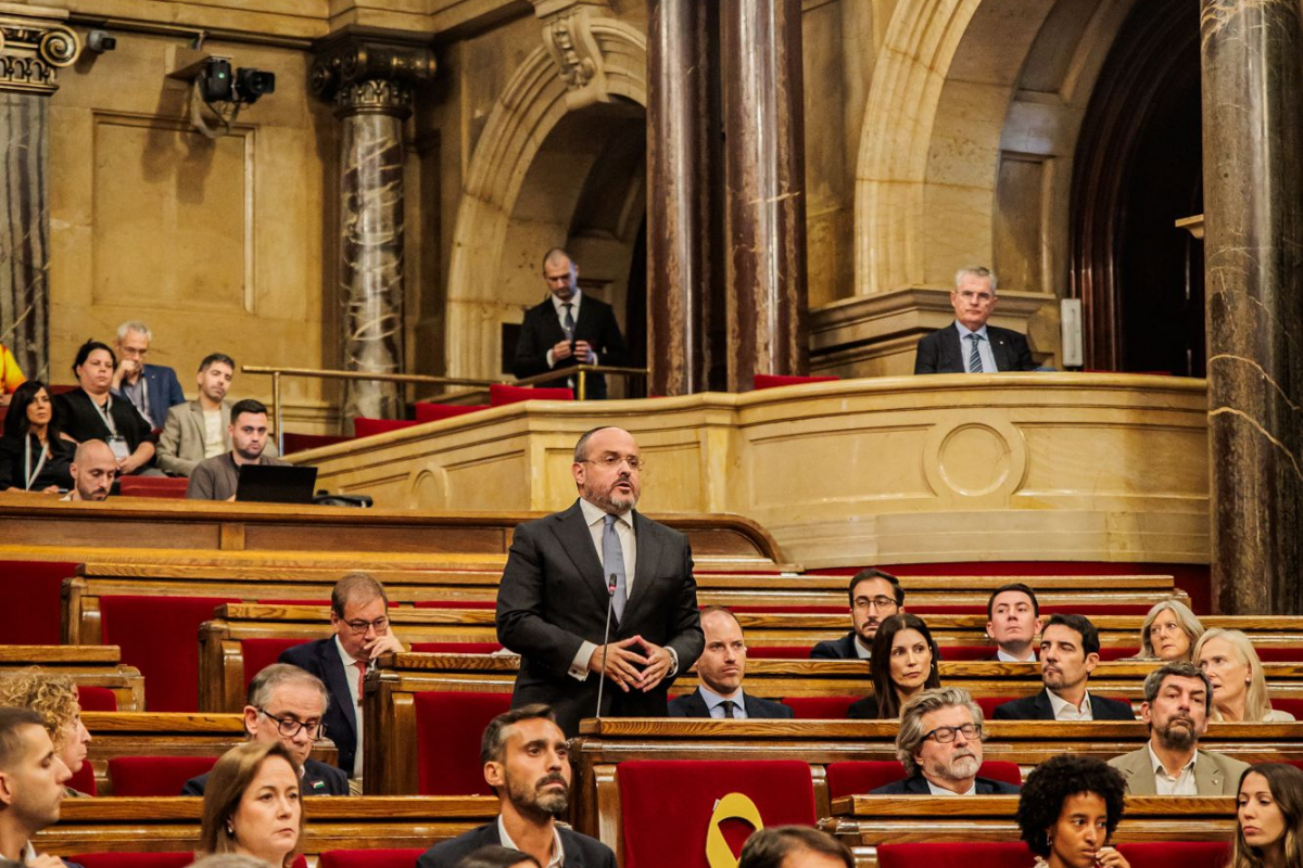 Alejandro Fernández a Illa: “Usted tiene una relación conflictiva con la verdad” 